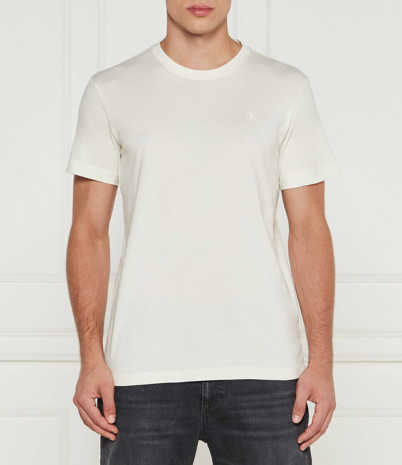 Футболка CALVIN KLEIN JEANS Regular Fit, экрю
Футболка CALVIN KLEIN JEANS Regular Fit, экрю