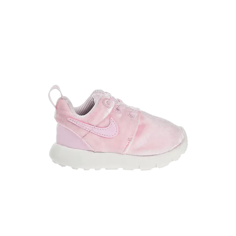 Кроссовки Nike Roshe One TD 'Arctic Pink', розовый
Кроссовки Nike Roshe One TD 'Arctic Pink', розовый