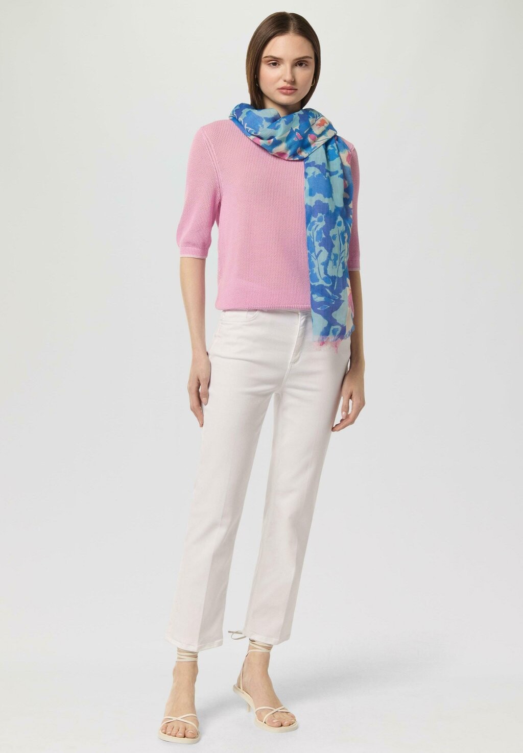 Шарф LEICHTER MIT ALL-OVER-PRINT UND FRANSEN comma casual identity, синий
Шарф LEICHTER MIT ALL-OVER-PRINT UND FRANSEN comma casual identity, синий