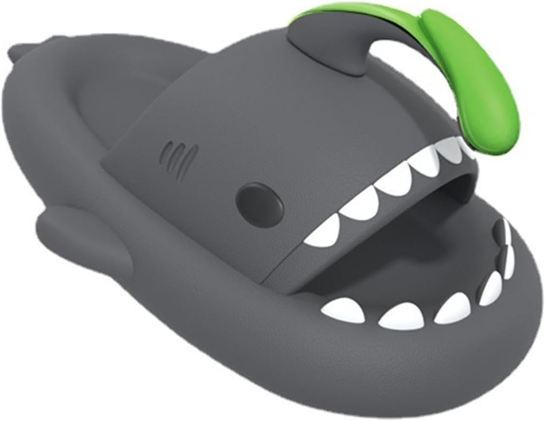 Шлепанцы Shark Cloud, милые мультяшные тапочки с акулами для дома и улицы, для женщин и мужчин, сандалии с открытым носком для душа и для пар Ythspnze, светло-серый
Шлепанцы Shark Cloud, милые мультяшные тапочки с акулами для дома и улицы, для женщин и мужчин, сандалии с открытым носком для душа и для пар Ythspnze, светло-серый