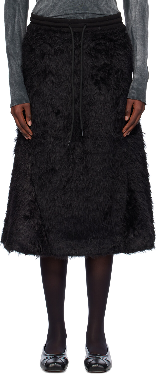 Юбка миди Shaggy Track из искусственного меха OPEN YY
Юбка миди Shaggy Track из искусственного меха OPEN YY