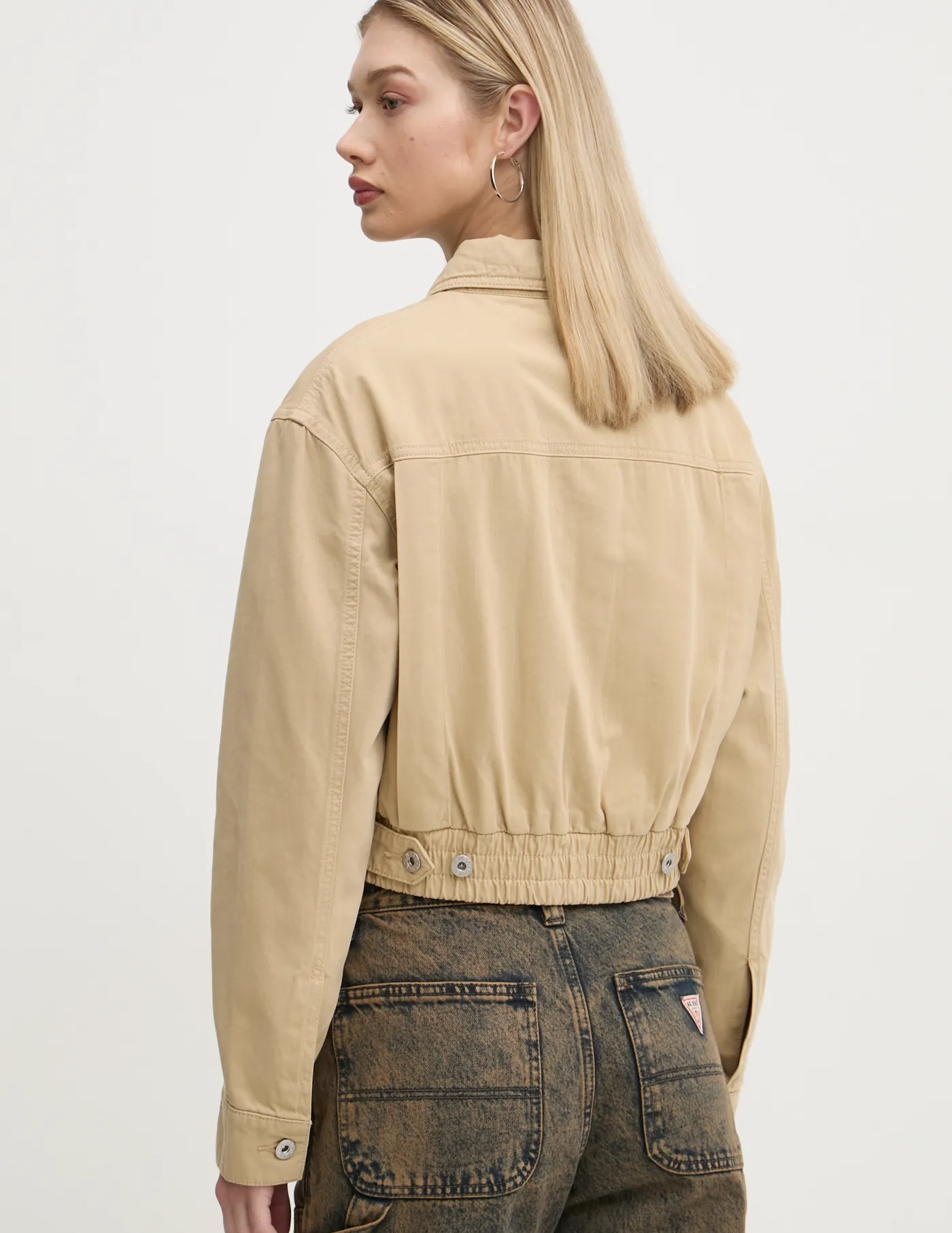 Джинсовая куртка Hugo Blue, бежевый
Джинсовая куртка Hugo Blue, бежевый