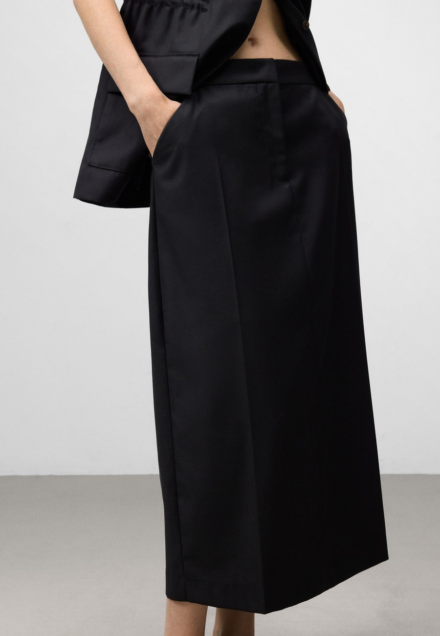 Юбка ADOLFO DOMINGUEZ TAILORED TUBE, Black
Юбка ADOLFO DOMINGUEZ TAILORED TUBE, Black