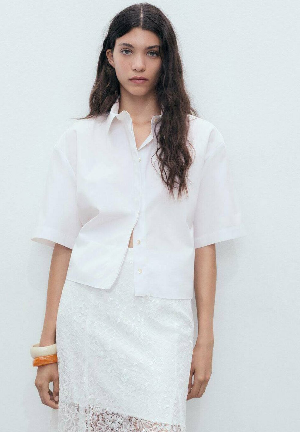 Блузка на пуговицах Mango, белый
Блузка на пуговицах Mango, белый