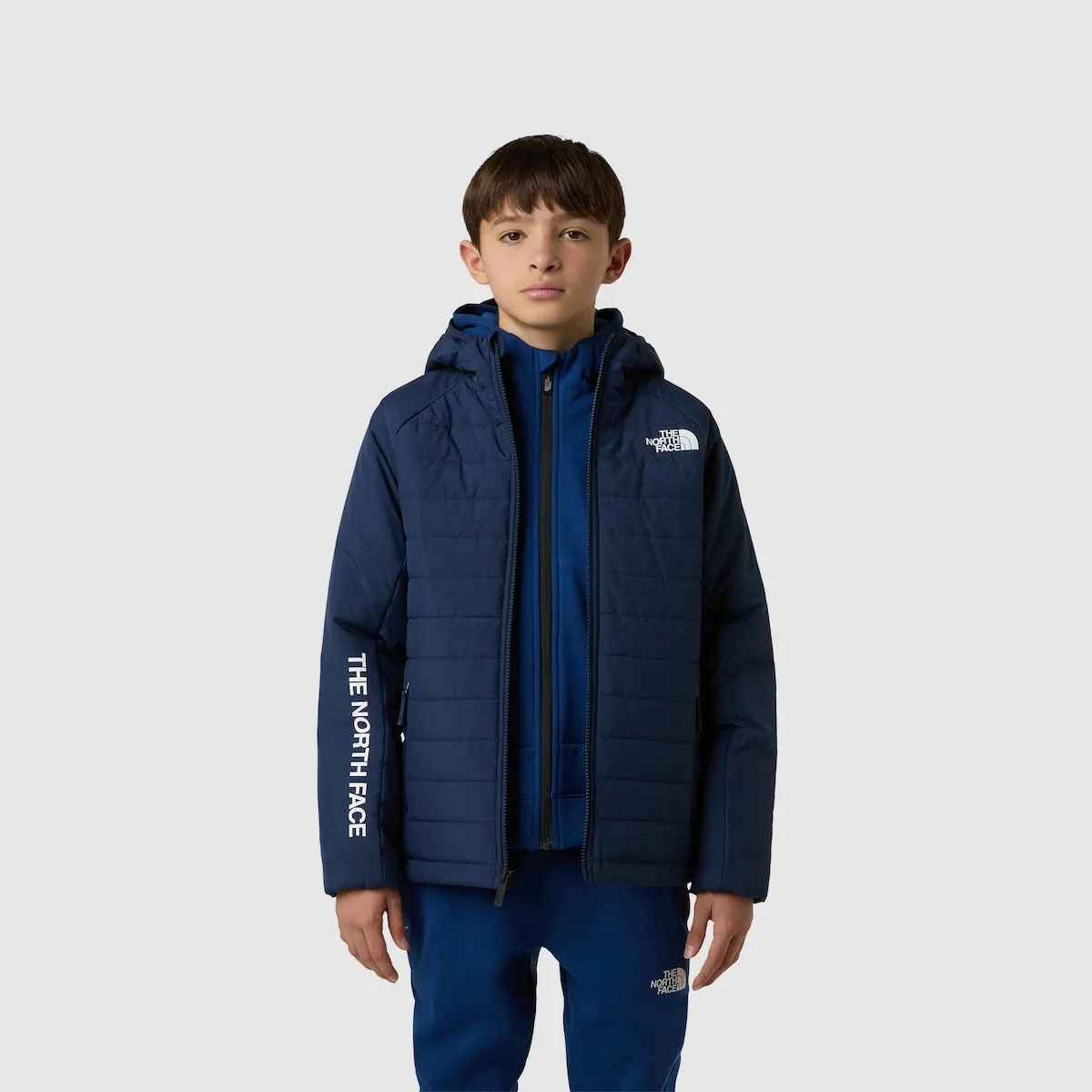 Детская утепленная куртка Never Stop от с синтетическим утеплителем The North Face, синий
Детская утепленная куртка Never Stop от с синтетическим утеплителем The North Face, синий