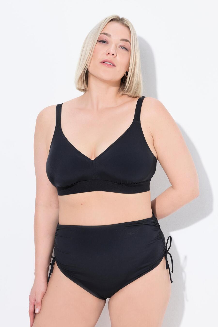 ULLA POPKEN Женский бикини-топ без мягких чашек, полностью на подкладке, из переработанного материала.
ULLA POPKEN Женский бикини-топ без мягких чашек, полностью на подкладке, из переработанного материала.