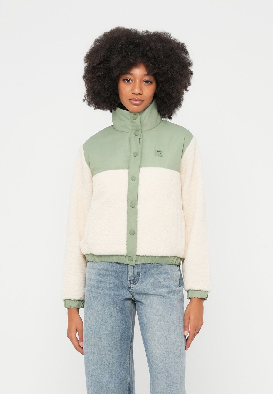 Флисовая куртка Billabong LOST TRAILS, White Cap/Off-White
Флисовая куртка Billabong LOST TRAILS, White Cap/Off-White