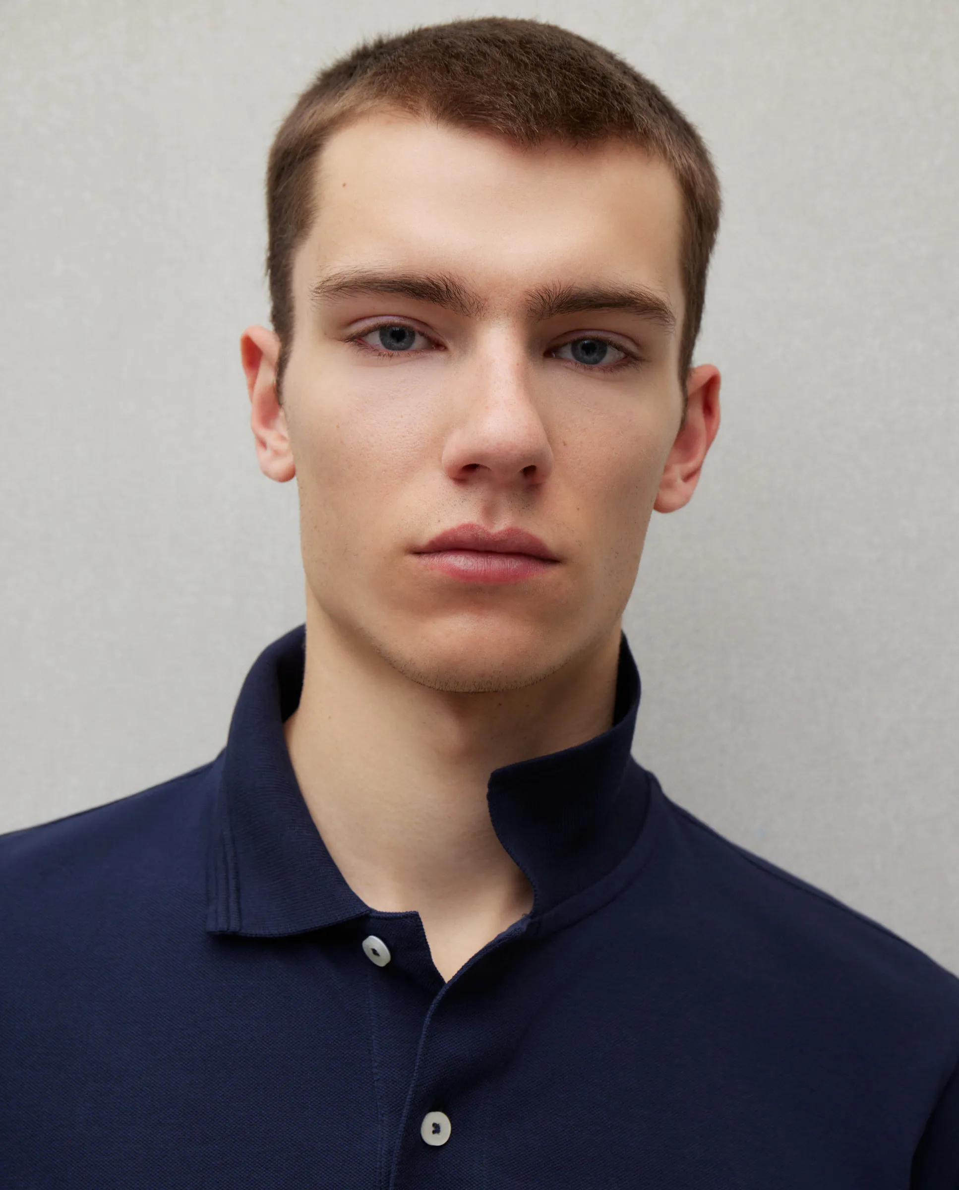 Поло с коротким рукавом для мужчин Easy Wear, темно-синий
Поло с коротким рукавом для мужчин Easy Wear, темно-синий