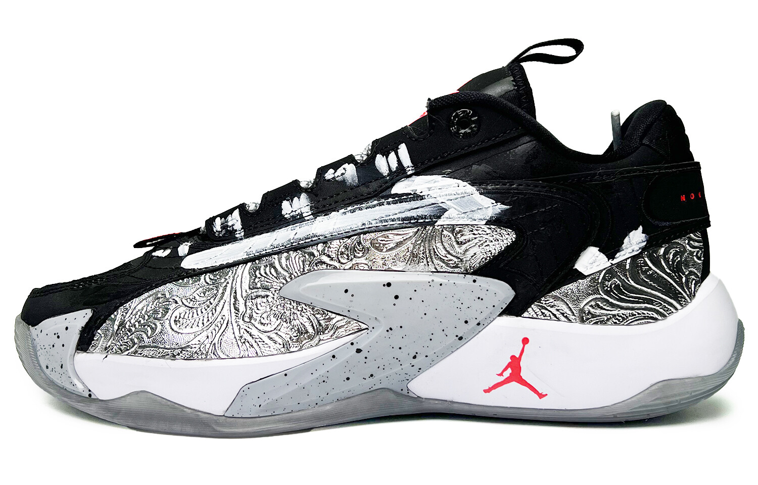 Баскетбольные кроссовки Luka 2 унисекс с низким верхом серебристо-черные Jordan