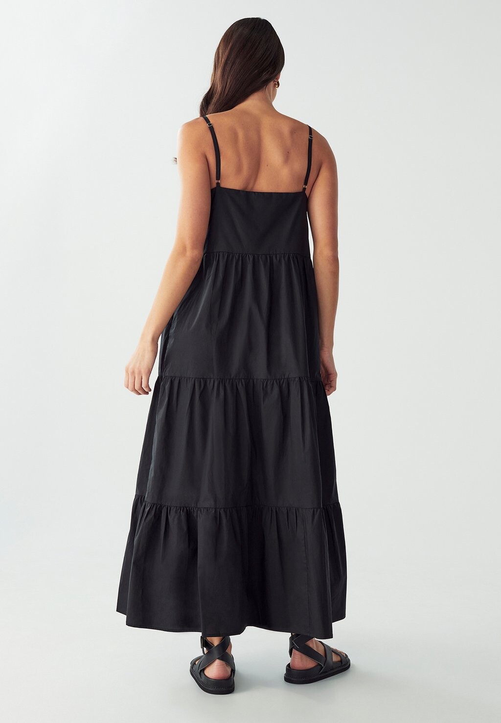 Платье макси MALIA TIERED ST MRLO, черный 
Платье макси MALIA TIERED ST MRLO, черный