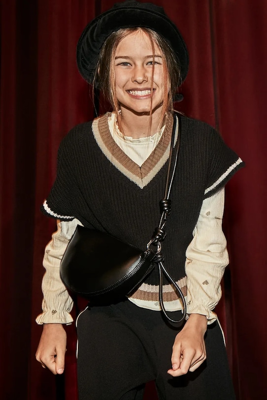 Детская жилетка Mayoral, черный
Детская жилетка Mayoral, черный