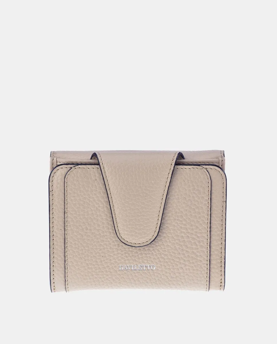 Средний кожаный кошелек для женщин Daviletto, бежевый
Средний кожаный кошелек для женщин Daviletto, бежевый