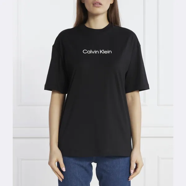 Футболка оверсайз Calvin Klein, черный
Футболка оверсайз Calvin Klein, черный