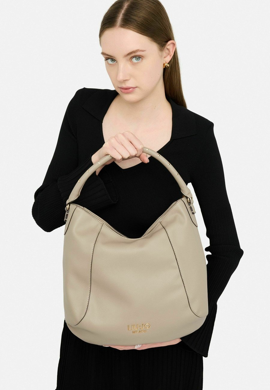 Сумка LIU JO Handbag, Beige
Сумка LIU JO Handbag, Beige