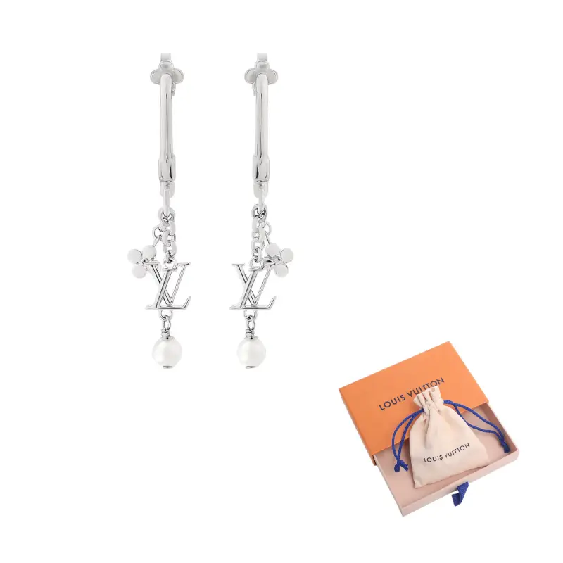 LOUIS VUITTON Сережки из смолы с жемчугом Women's Silver
LOUIS VUITTON Сережки из смолы с жемчугом Women's Silver