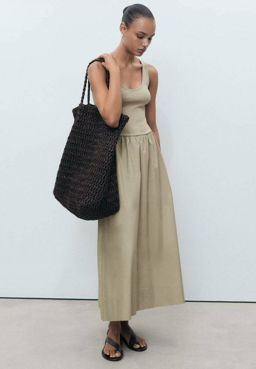 Платье Mango FLARED , Khaki
Платье Mango FLARED , Khaki