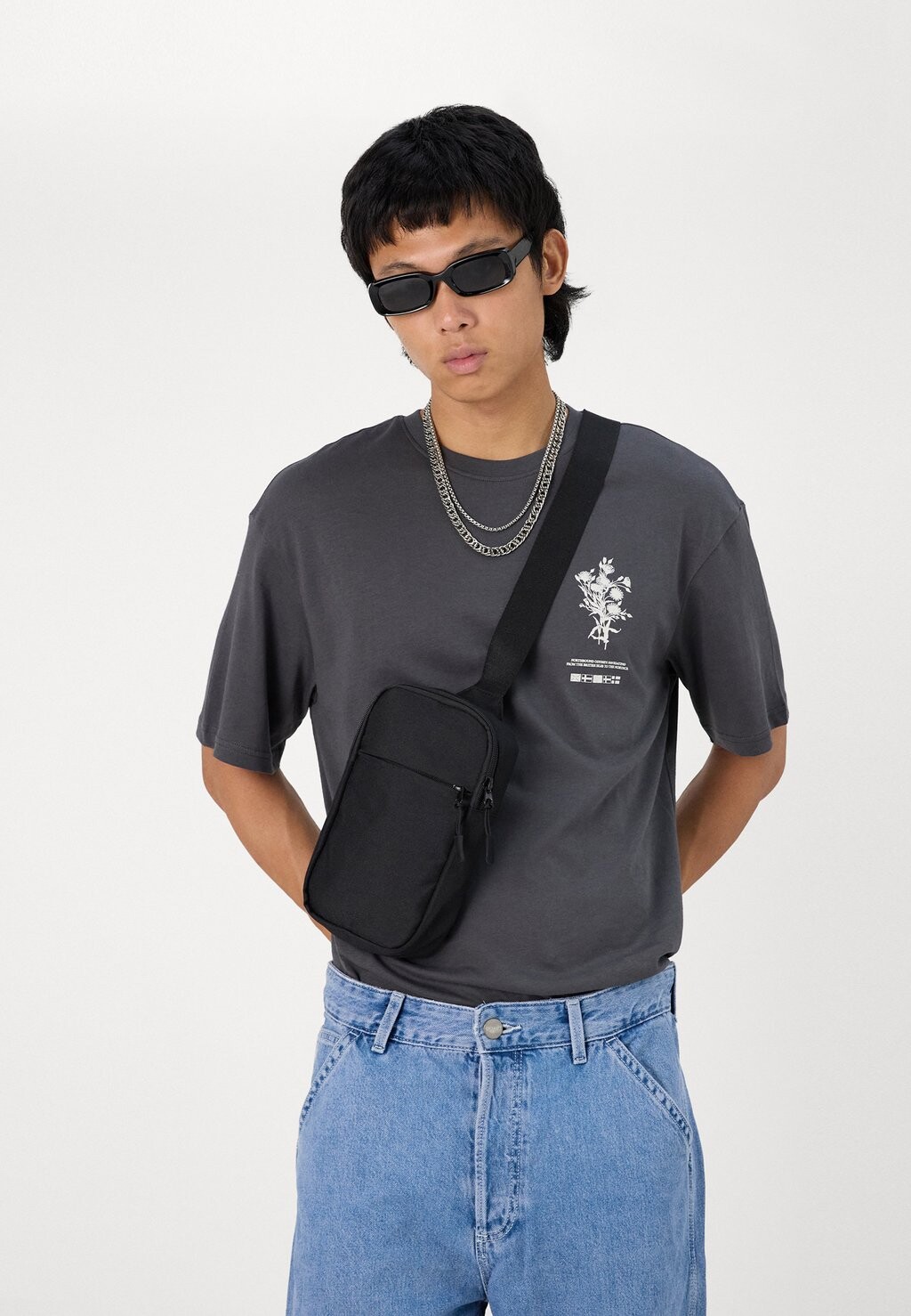 Джинсы свободного кроя JJIEDDIE JJWORKER Jack & Jones, синие джинсы
Джинсы свободного кроя JJIEDDIE JJWORKER Jack & Jones, синие джинсы