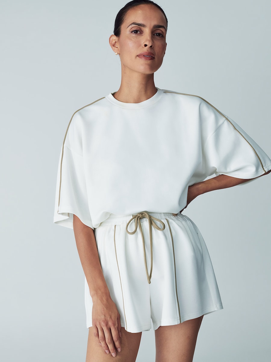 Обычные брюки Willa Brenna, белый
Обычные брюки Willa Brenna, белый