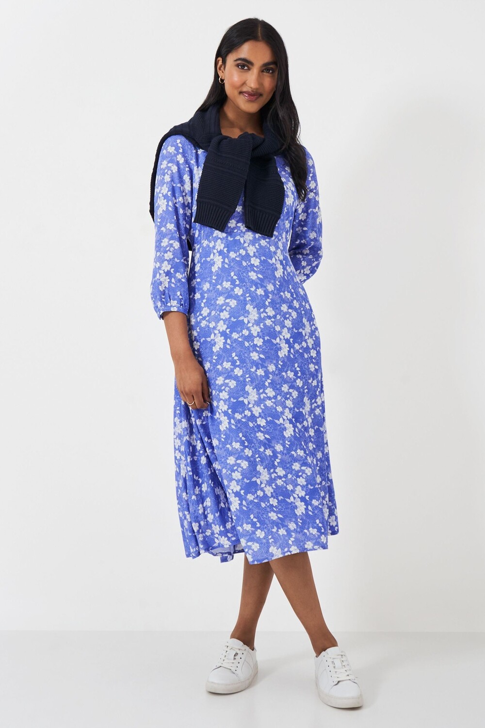 Платье футляр с V образным вырезом и длинными рукавами Crew Clothing Company, синий
Платье футляр с V образным вырезом и длинными рукавами Crew Clothing Company, синий