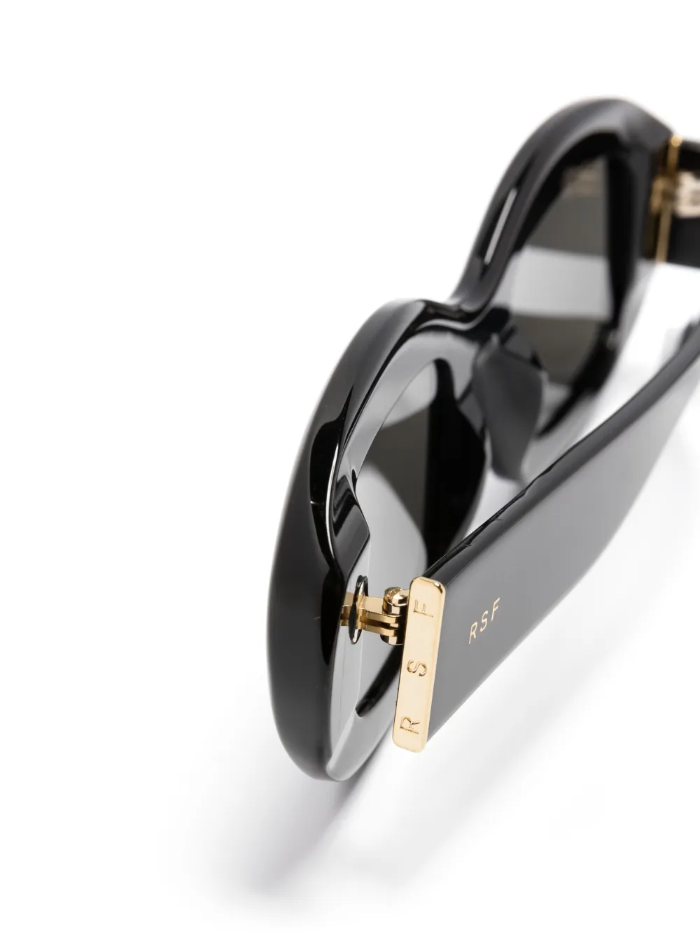 Солнцезащитные очки в овальной оправе Retrosuperfuture, черный
Солнцезащитные очки в овальной оправе Retrosuperfuture, черный