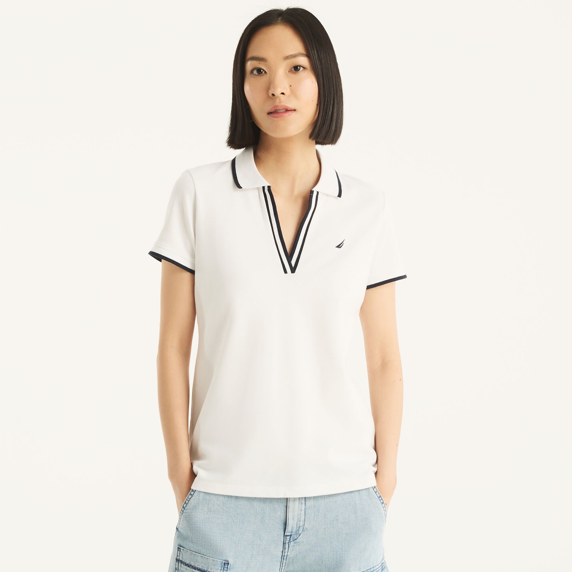 Женская рубашка-поло Nautica Ocean с разрезным воротом, изготовленная из экологически чистых материалов, цвет bright white
Женская рубашка-поло Nautica Ocean с разрезным воротом, изготовленная из экологически чистых материалов, цвет bright white
