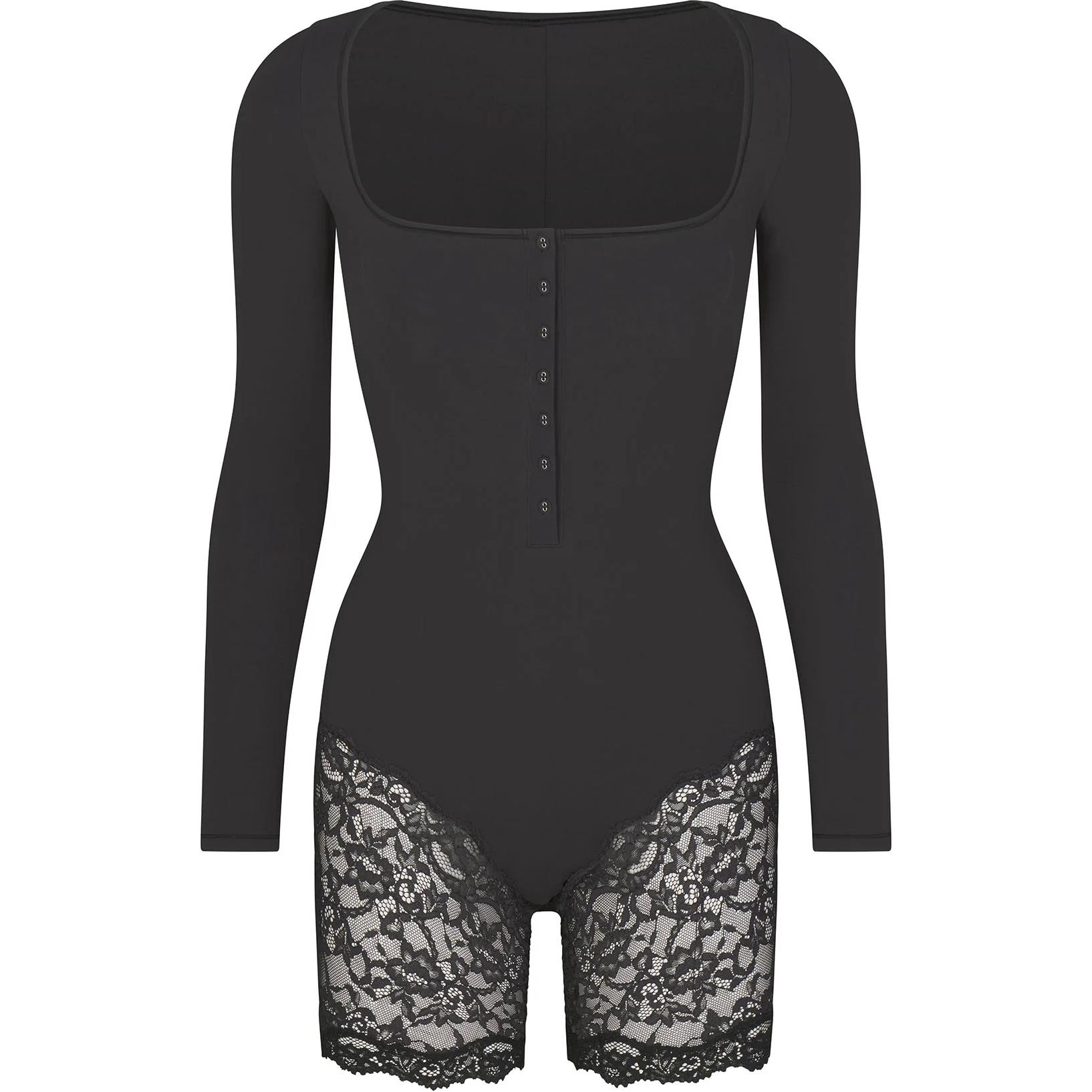 Fits Everybody кружевной комбинезон с длинными рукавами женский ONYX/Onyx Skims, Onyx/Onyx
Fits Everybody кружевной комбинезон с длинными рукавами женский ONYX/Onyx Skims, Onyx/Onyx