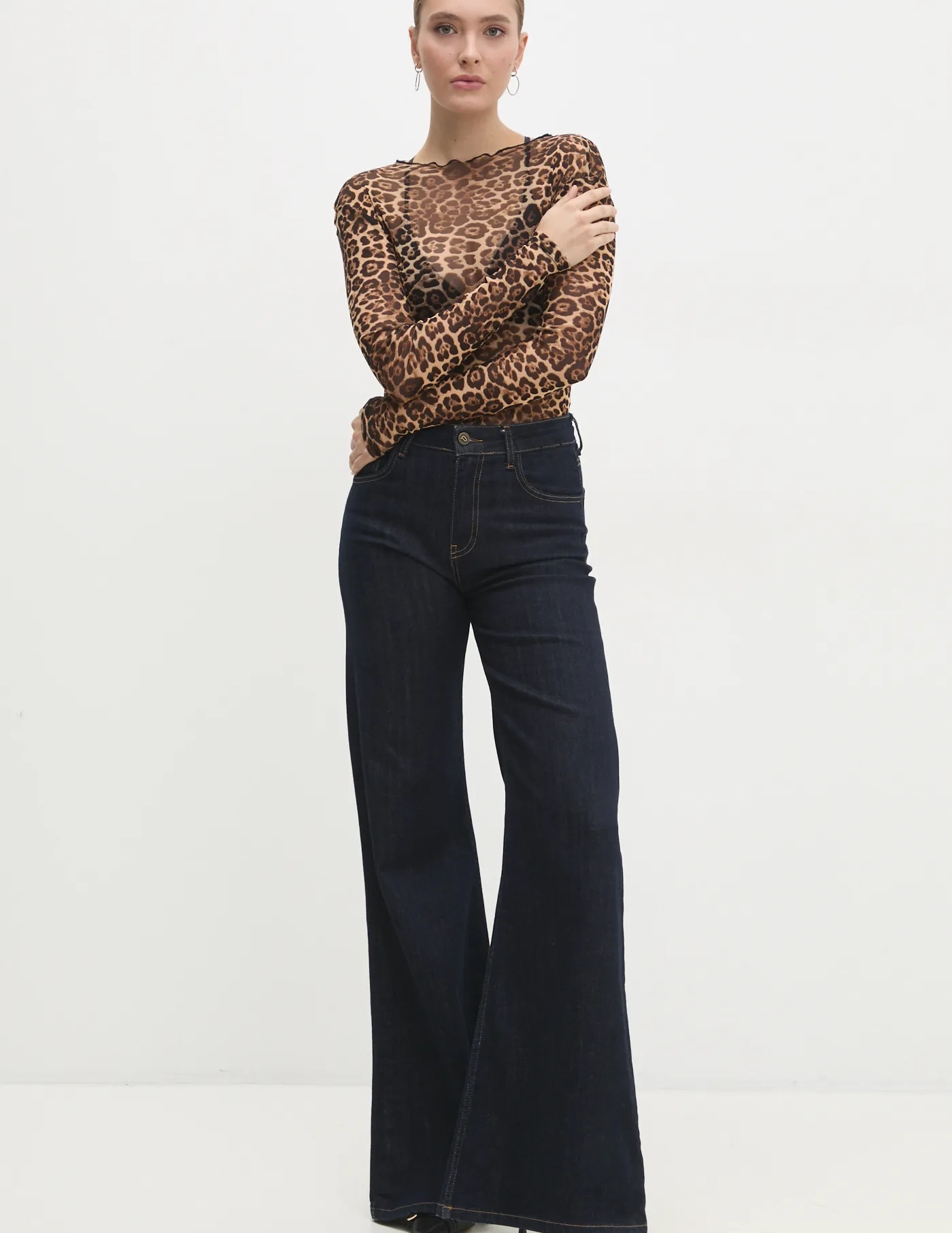 Боди Answear Lab, бежевый
Боди Answear Lab, бежевый