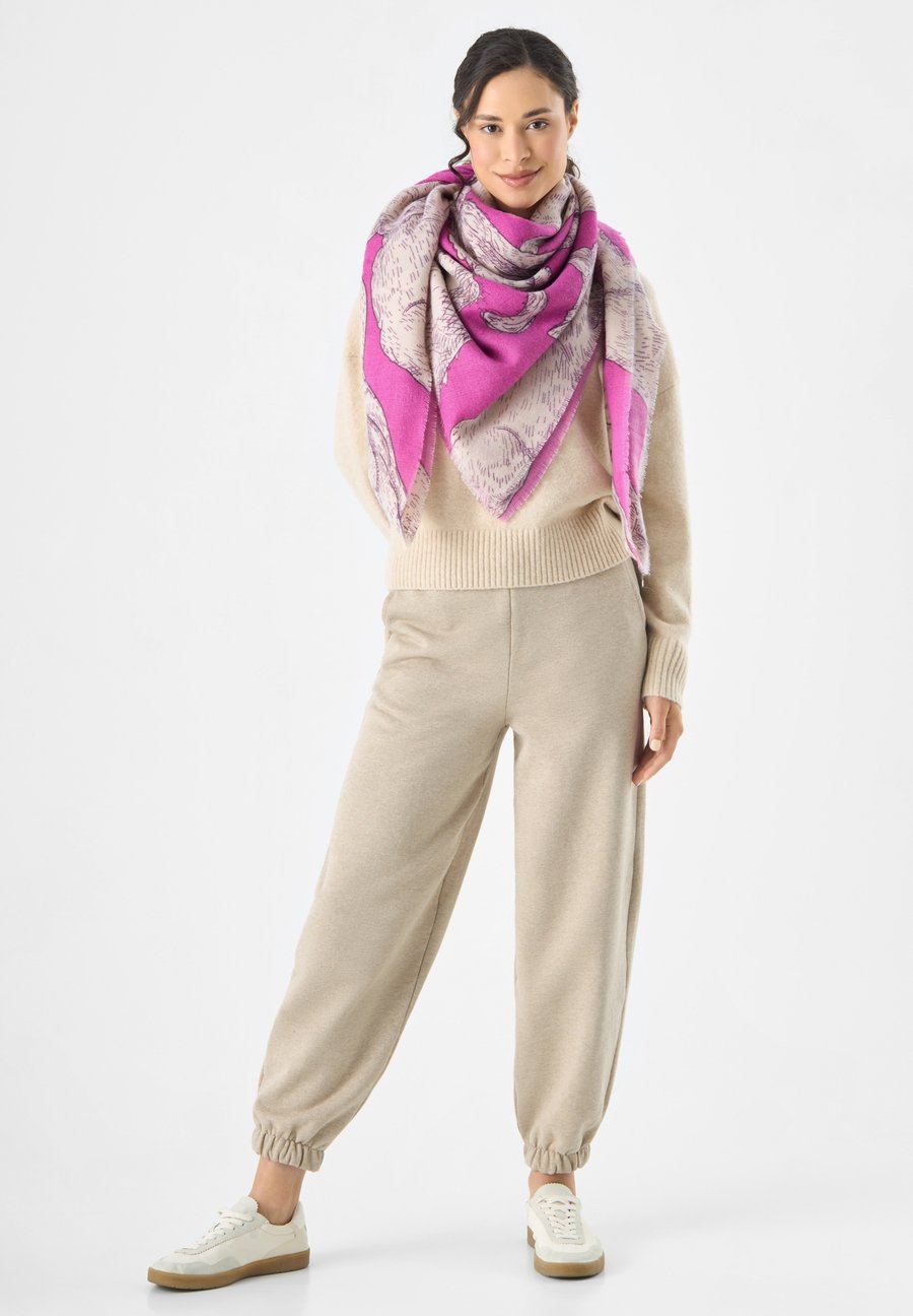 Шарф Codello WEICHES MIT KATZENMOTIV, Bro/Pink
Шарф Codello WEICHES MIT KATZENMOTIV, Bro/Pink