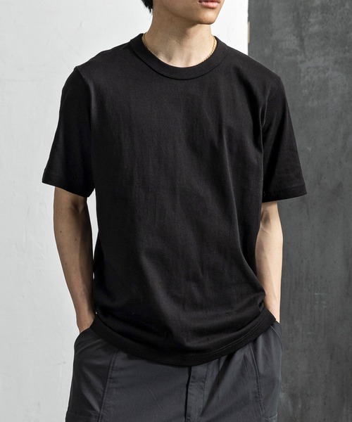 Футболка с короткими рукавами, плотная ткань (8,5 унций / 240 г) CLOSET, черный
Футболка с короткими рукавами, плотная ткань (8,5 унций / 240 г) CLOSET, черный