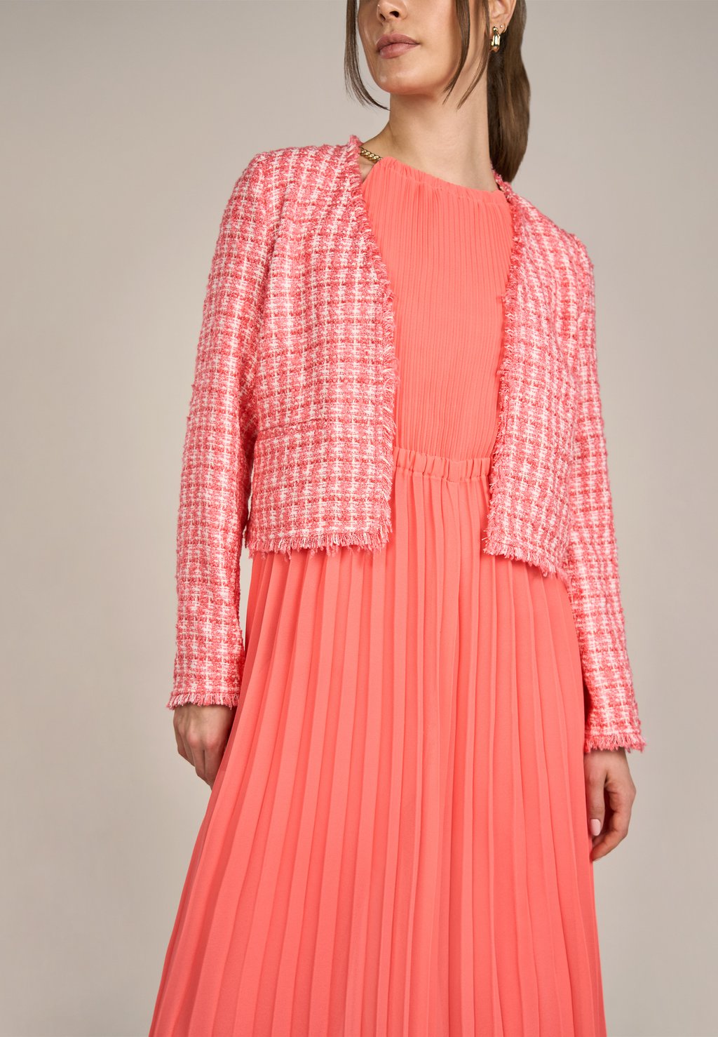 Летняя куртка Apart, коралловый
Летняя куртка Apart, коралловый