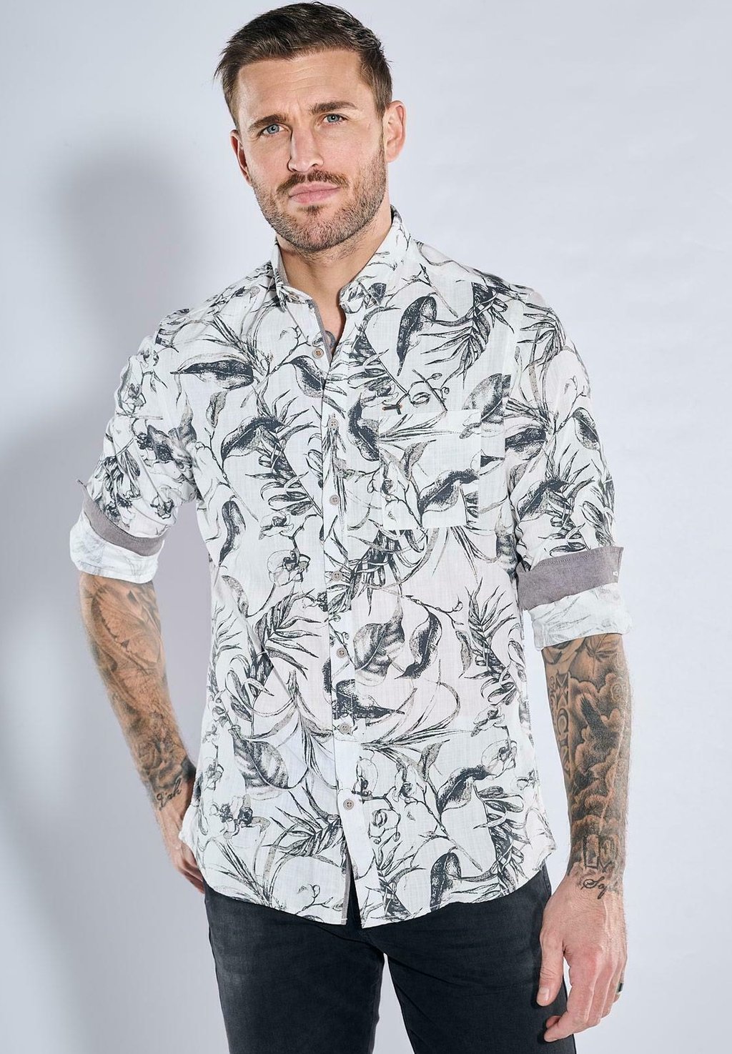 Рубашка LANGARM Emilio Adani, светло-серый
Рубашка LANGARM Emilio Adani, светло-серый