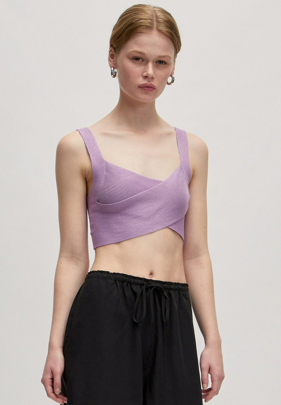 Топ EDITED RASMINE, Lila/Purple
Топ EDITED RASMINE, Lila/Purple