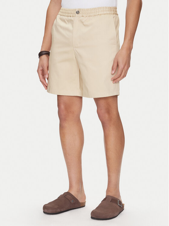 Шорты из ткани regular fit HSO303.CO0103 Ami Paris, бежевый
Шорты из ткани regular fit HSO303.CO0103 Ami Paris, бежевый