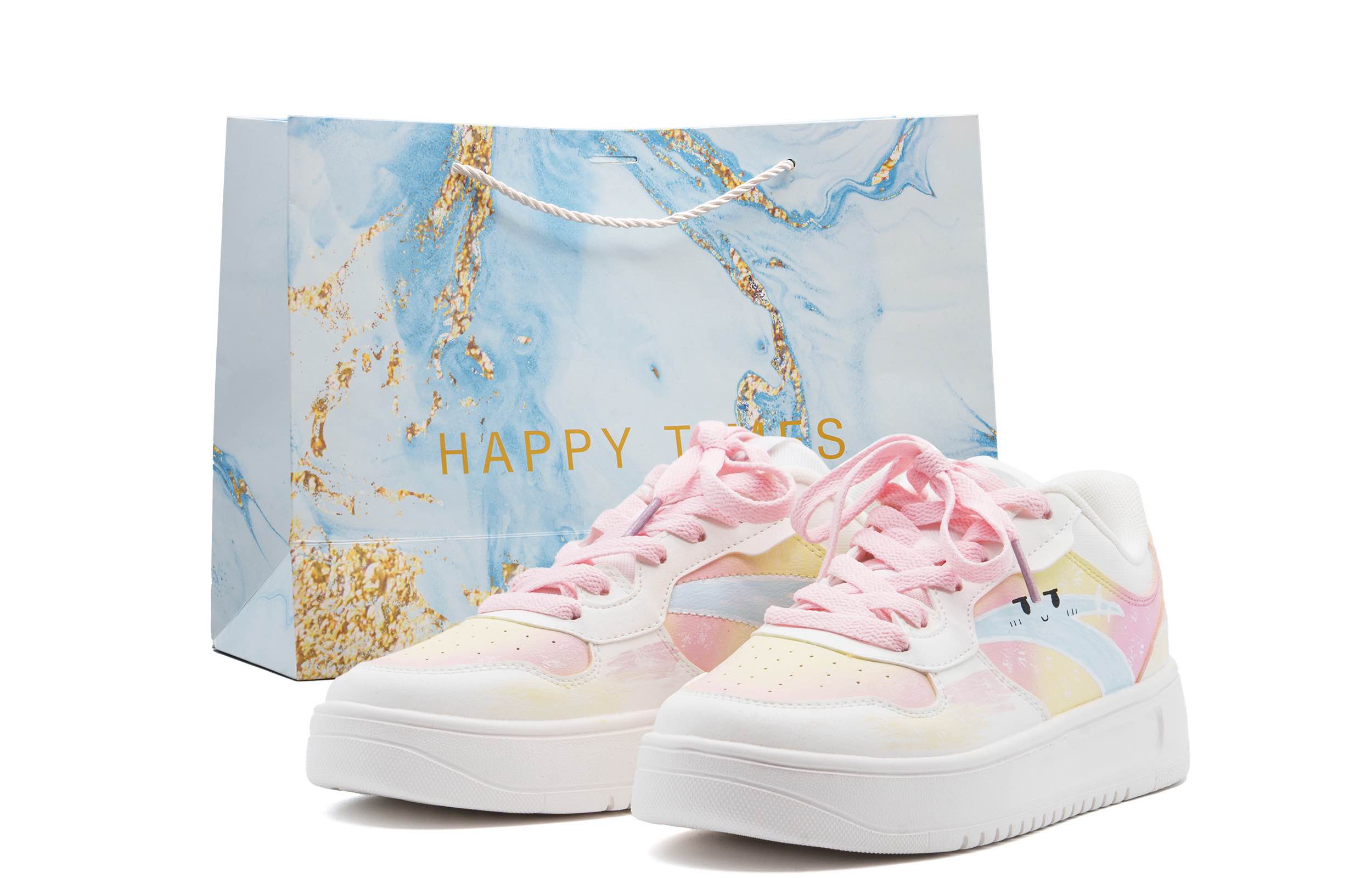 ANTA Легкие кроссовки для скейтбординга Unisex из синтетической кожи и текстиля с амортизирующей подкладкой, противоскользящей подошвой и низким верхом, цвет White, в Shopping Bag
ANTA Легкие кроссовки для скейтбординга Unisex из синтетической кожи и текстиля с амортизирующей подкладкой, противоскользящей подошвой и низким верхом, цвет White, в Shopping Bag