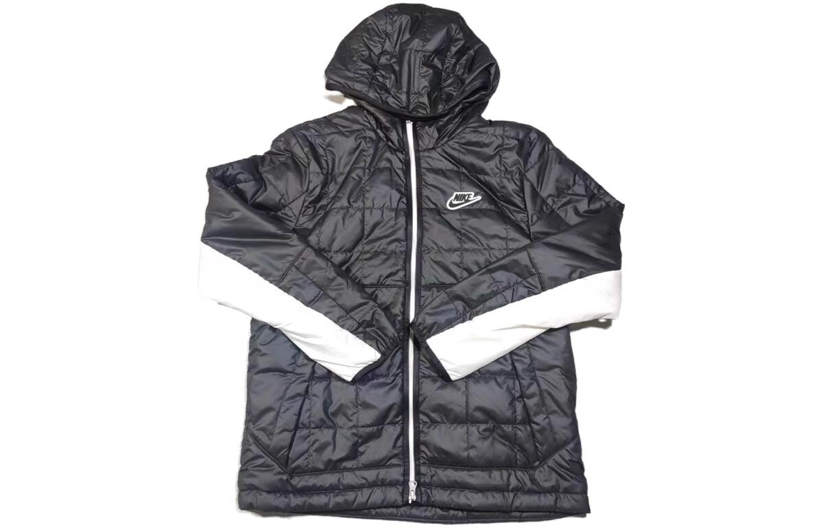 Мужской пуховик Nike, черный
Мужской пуховик Nike, черный