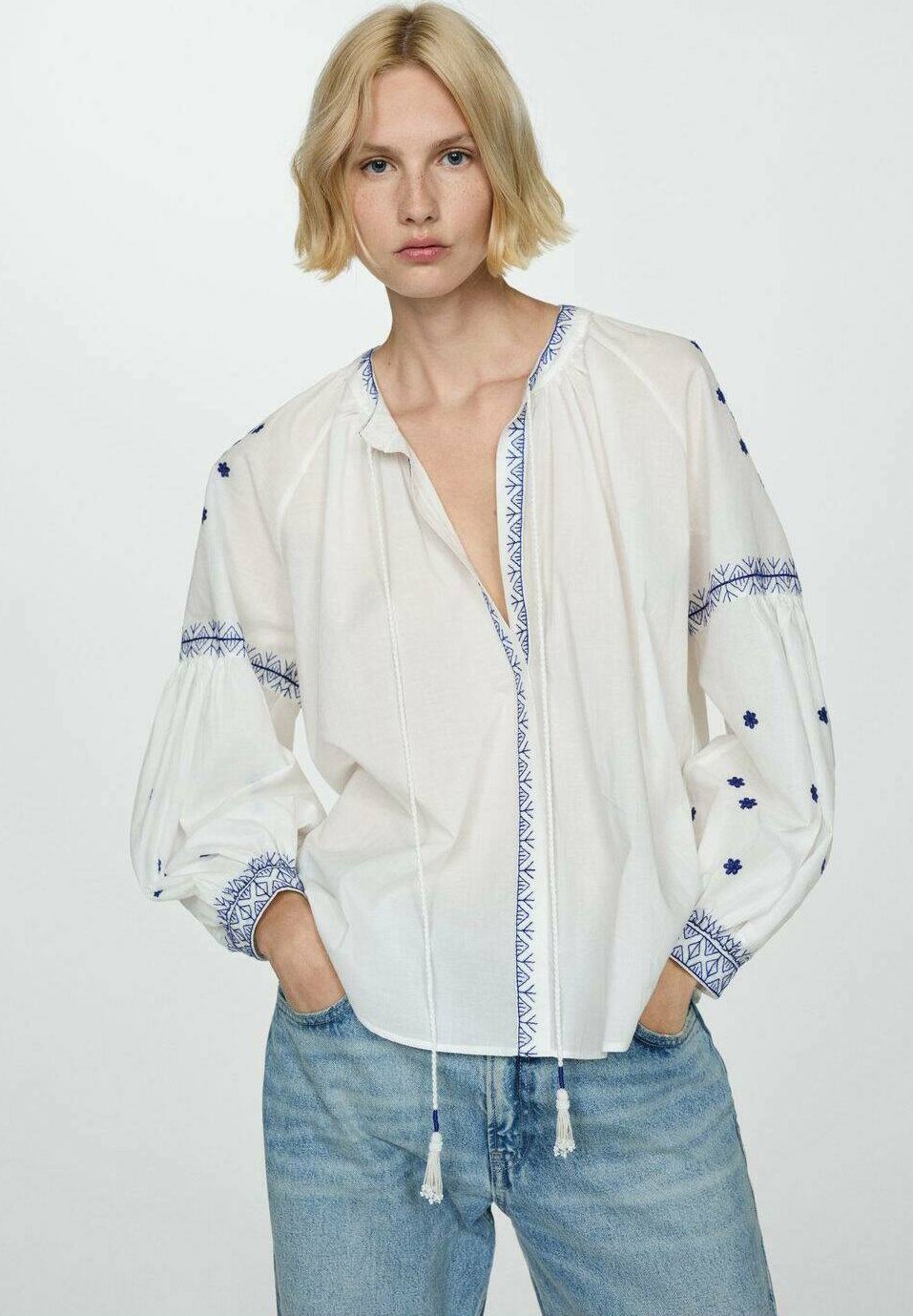 Блуза PROLI Mango, кремовый
Блуза PROLI Mango, кремовый