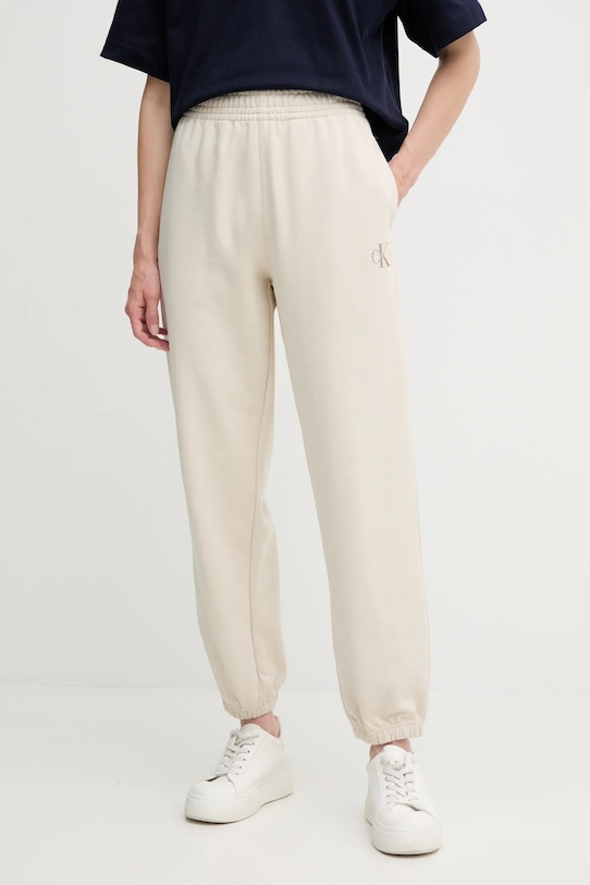 Спортивные брюки Calvin Klein Jeans, бежевый
Спортивные брюки Calvin Klein Jeans, бежевый