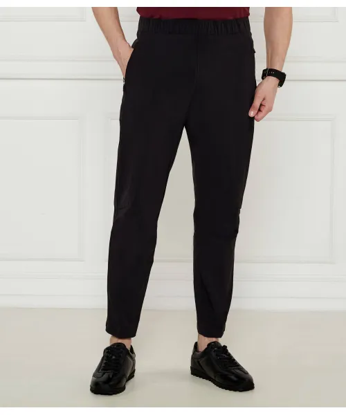 Брюки t_basin Tapered fit Boss Green, черный
Брюки t_basin Tapered fit Boss Green, черный