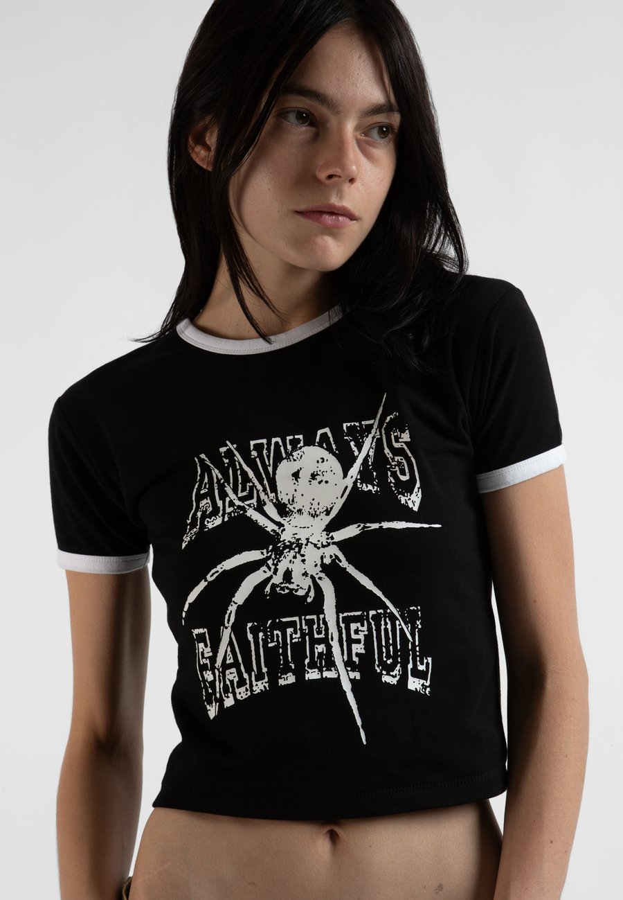 Футболка Wasted Paris AUTHENTIC RINGER TEE, Black, Черный, Футболка Wasted Paris AUTHENTIC RINGER TEE, Black
Футболка Wasted Paris AUTHENTIC RINGER TEE, Black, Черный, Футболка Wasted Paris AUTHENTIC RINGER TEE, Black