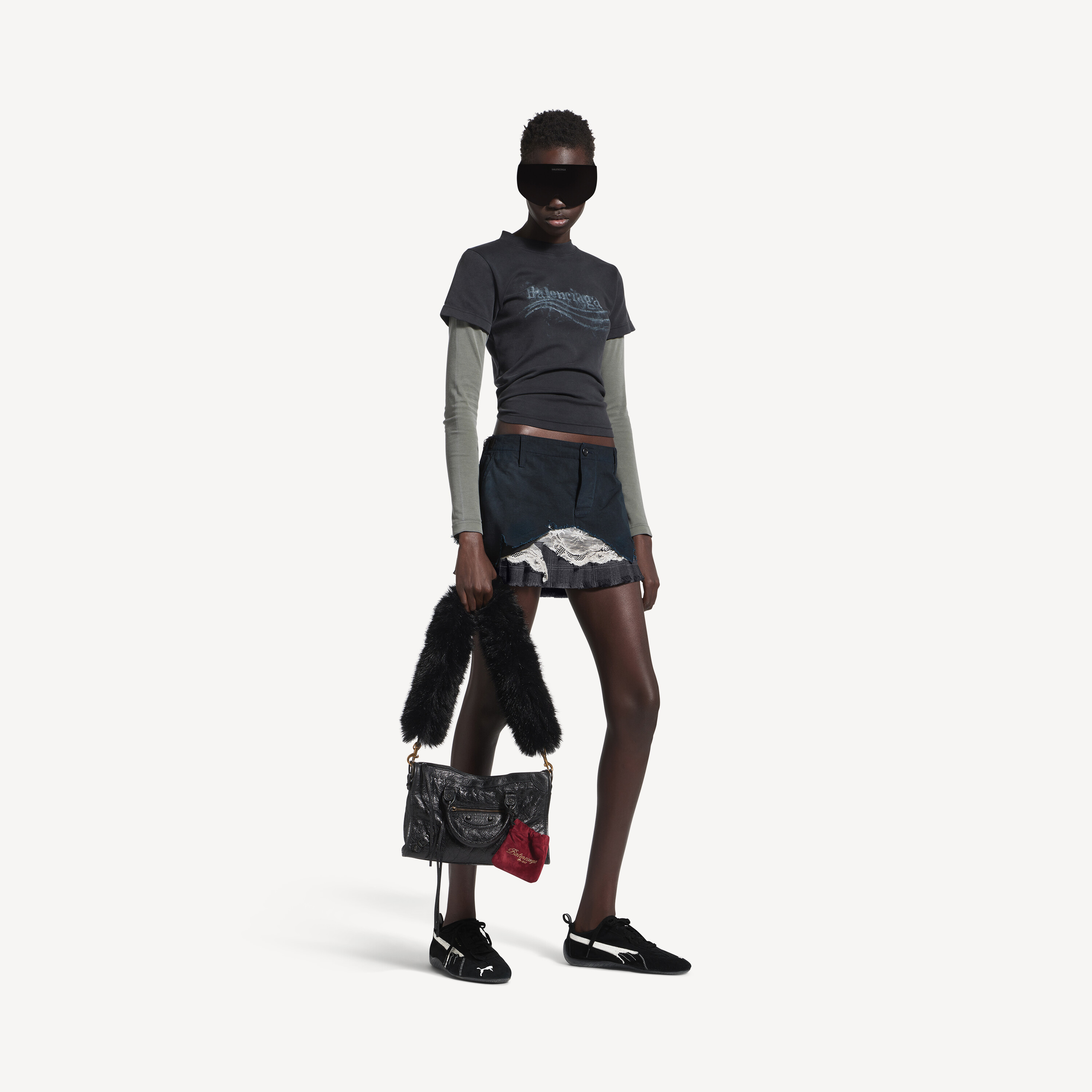 Женская юбка-карго с нашивками цвета антрацит BALENCIAGA, антрацит
Женская юбка-карго с нашивками цвета антрацит BALENCIAGA, антрацит