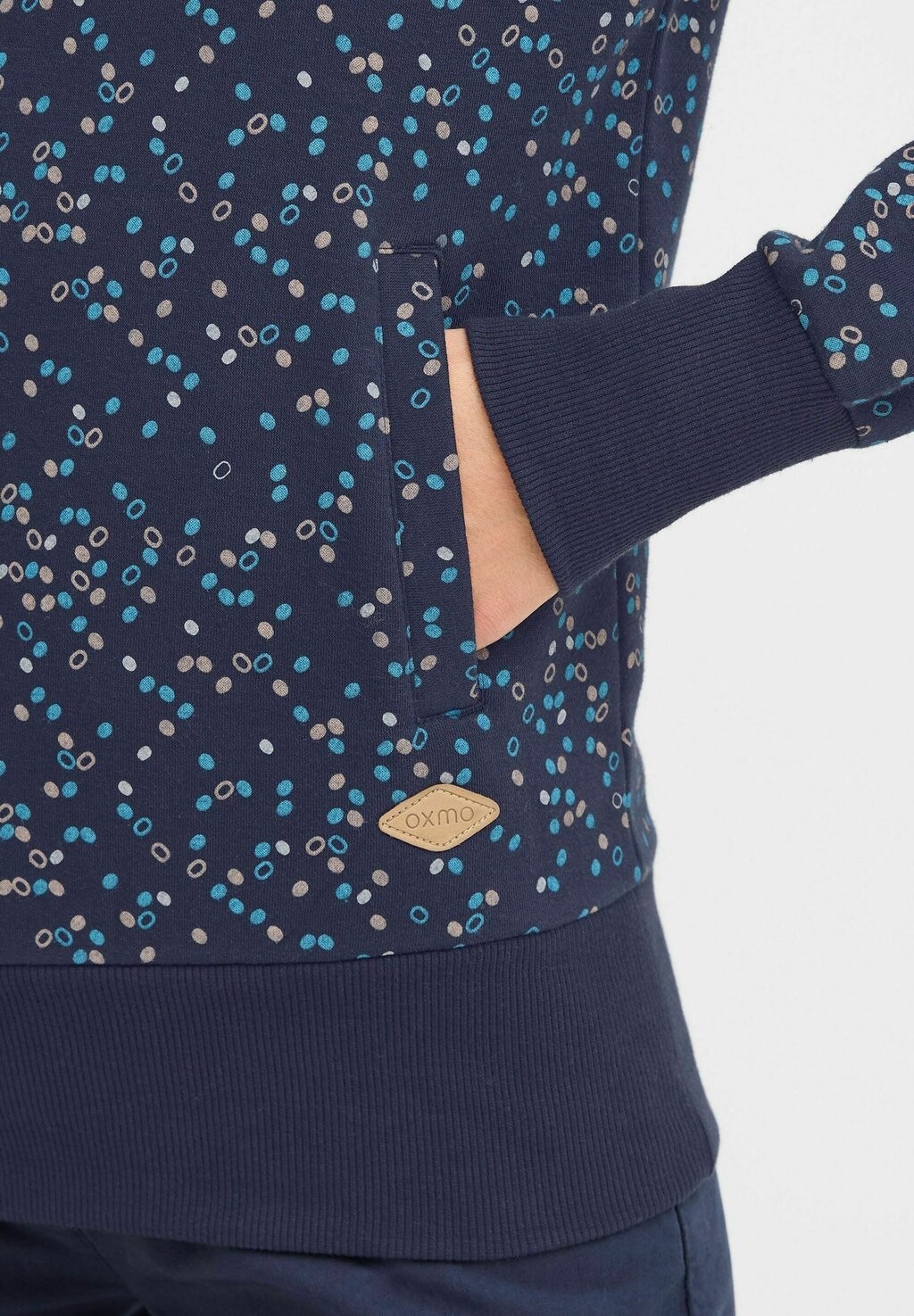 Толстовка с капюшоном Oxmo, темно-синий
Толстовка с капюшоном Oxmo, темно-синий