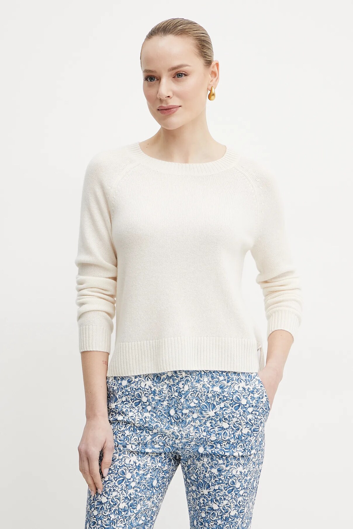 Кашемировый свитер Weekend Max Mara, бежевый 
Кашемировый свитер Weekend Max Mara, бежевый