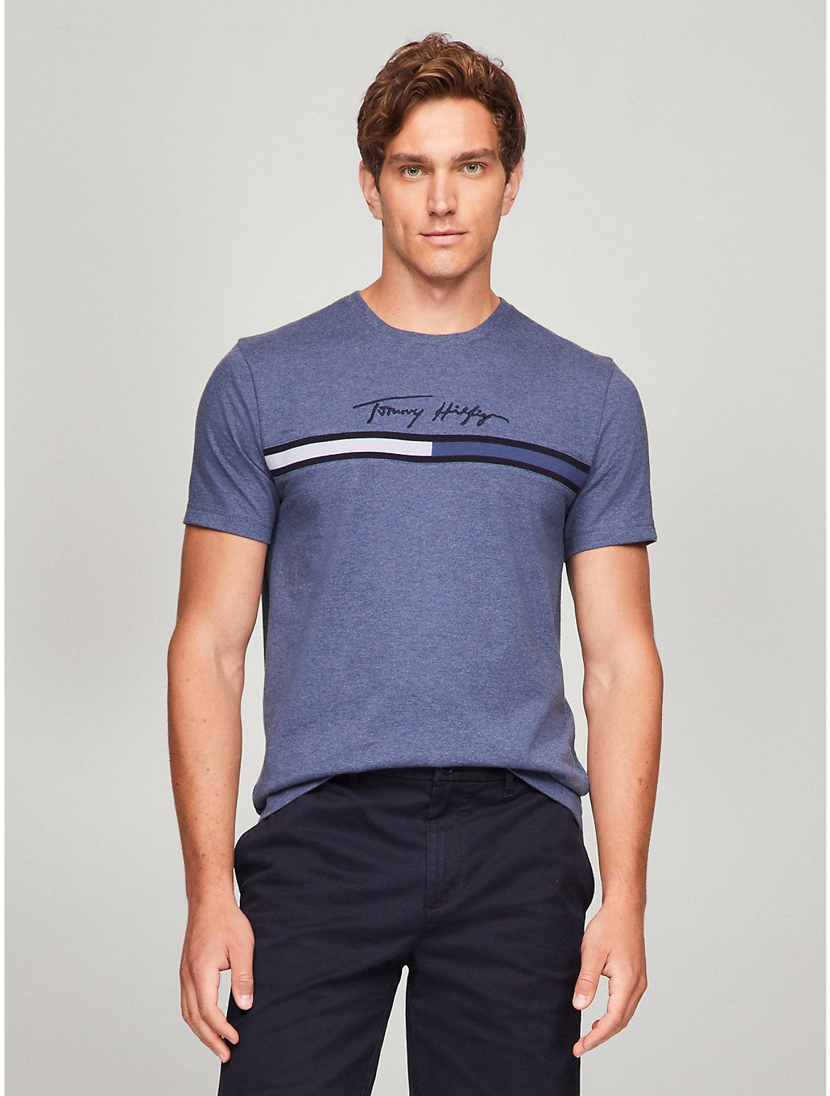 Мужская футболка с логотипом в тональном стиле Tommy Hilfiger, цвет navy heather
Мужская футболка с логотипом в тональном стиле Tommy Hilfiger, цвет navy heather
