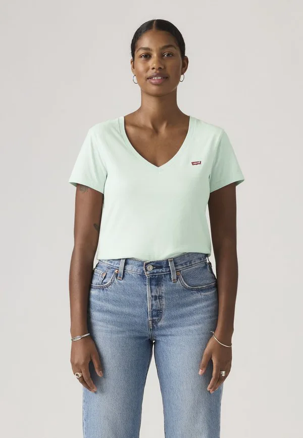 Идеальная базовая футболка с v-образным вырезом Levi'S, Pale Blue, Синий, Идеальная базовая футболка с v-образным вырезом Levi'S, Pale Blue
Идеальная базовая футболка с v-образным вырезом Levi'S, Pale Blue, Синий, Идеальная базовая футболка с v-образным вырезом Levi'S, Pale Blue