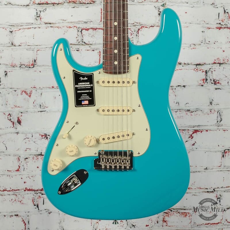 Электрогитара Fender American Professional II Stratocaster Left-Hand Electric Guitar, Rosewood Fingerboard, Miami Blue
Электрогитара Fender American Professional II Stratocaster Left-Hand Electric Guitar, Rosewood Fingerboard, Miami Blue