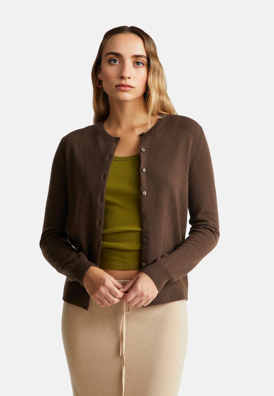 Кардиган United Colors of Benetton CREW NECK , Brown
Кардиган United Colors of Benetton CREW NECK , Brown