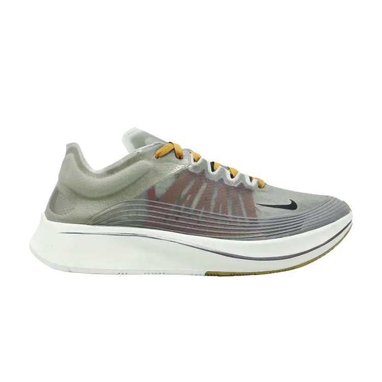 Кроссовки Nike Zoom Fly SP 'Peat Moss', серый 
Кроссовки Nike Zoom Fly SP 'Peat Moss', серый