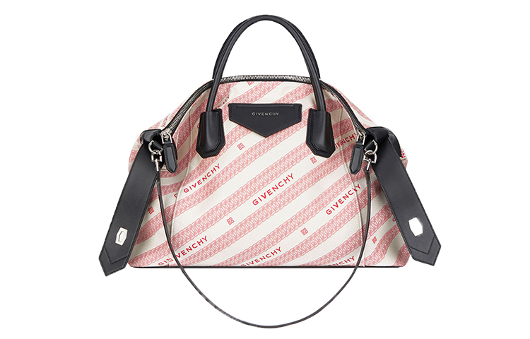 Givenchy Сумка
Givenchy Сумка