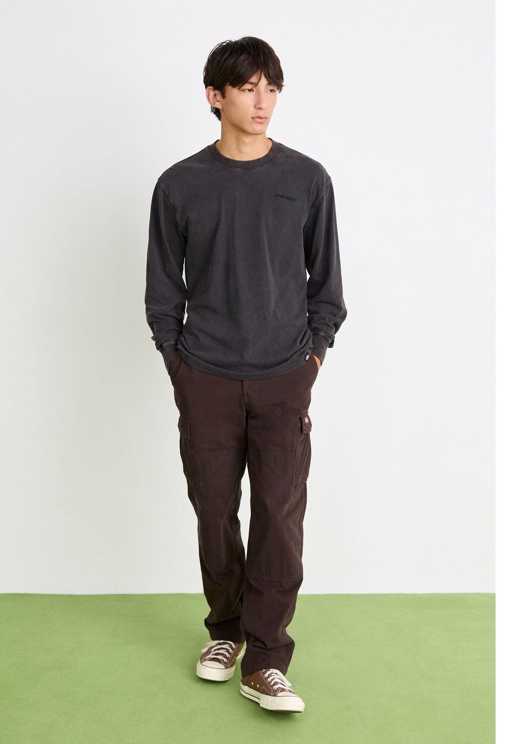 Футболка с длинным рукавом NEWINGTON GARMENT WASH TEE Dickies, темно-серый
Футболка с длинным рукавом NEWINGTON GARMENT WASH TEE Dickies, темно-серый