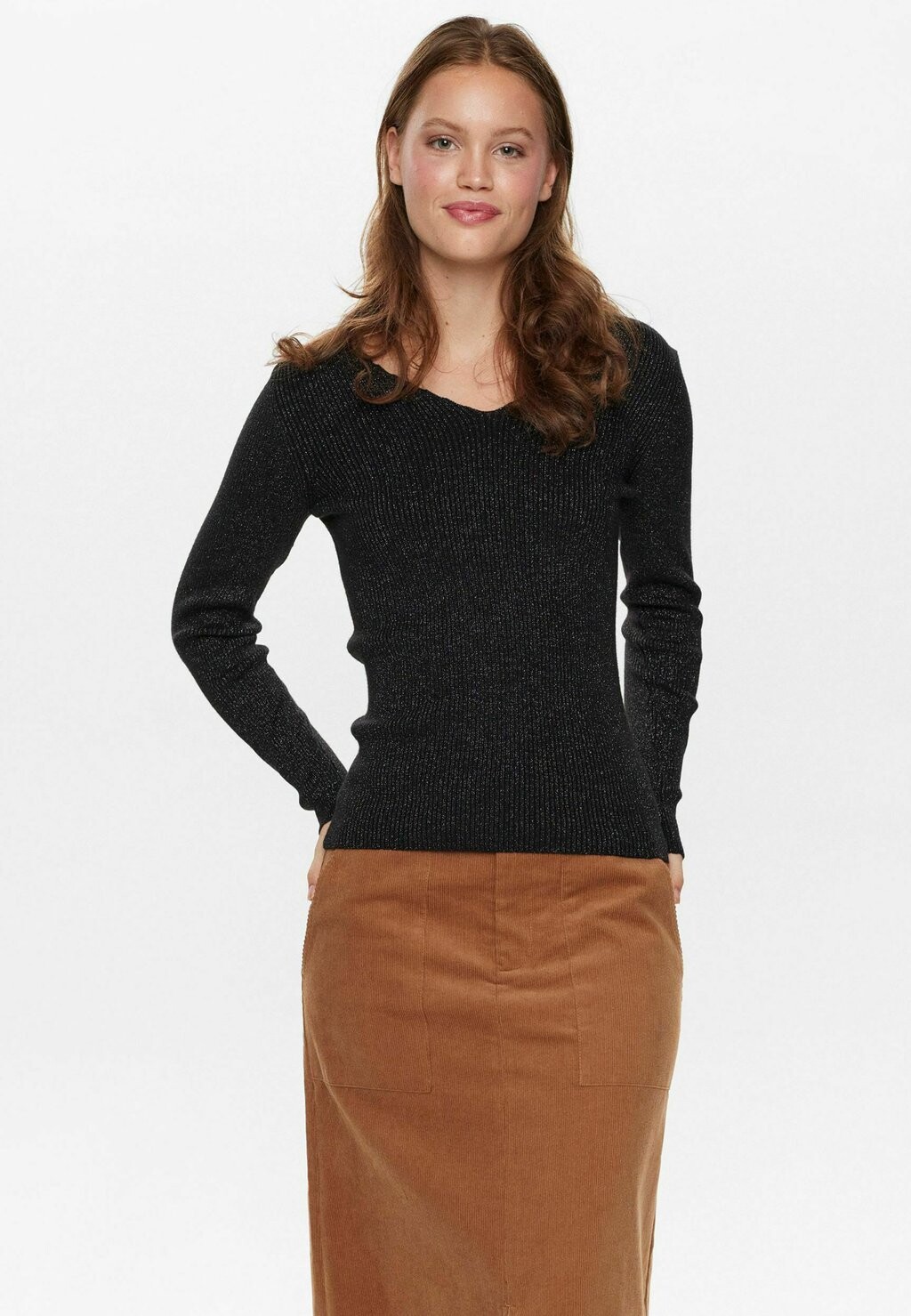 Джемпер Nümph, черный
Джемпер Nümph, черный